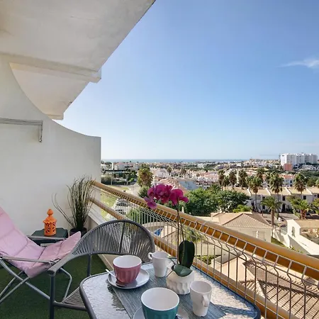 T1 Marques Apartment